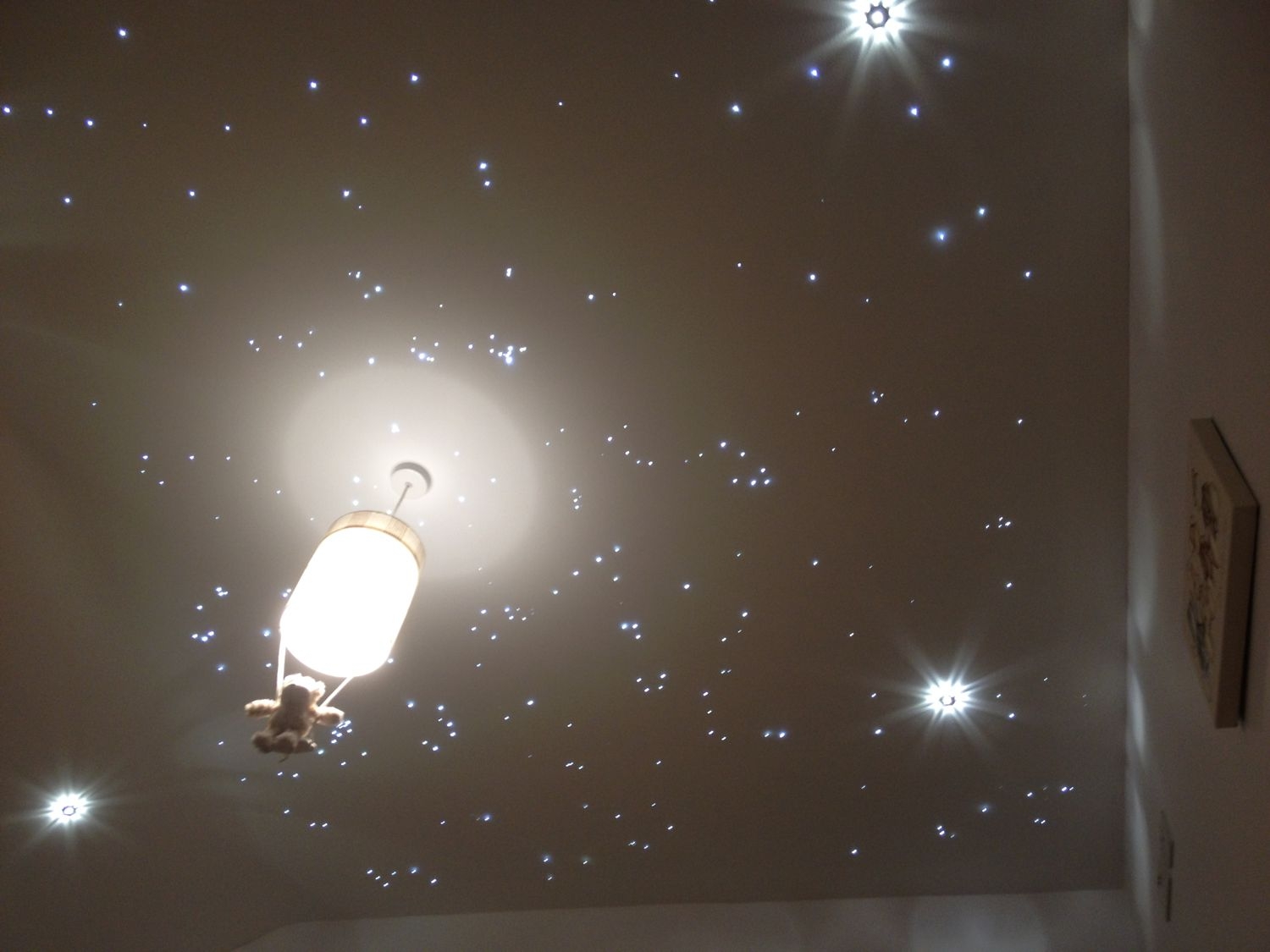 Лампочки звездное небо на натяжной потолок