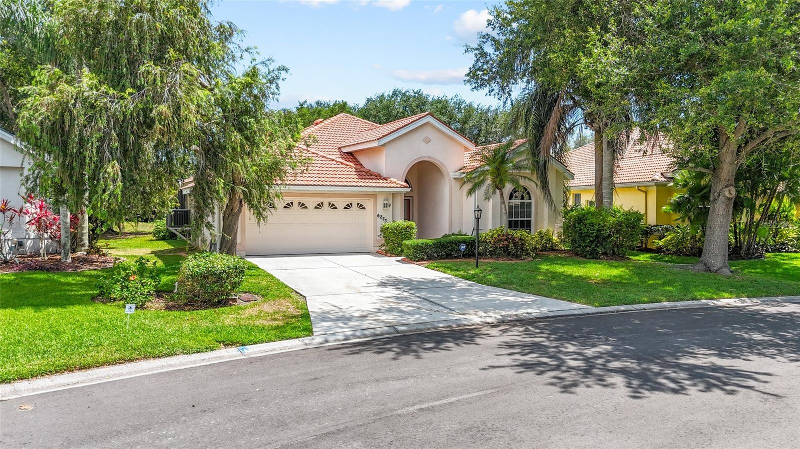 6223 DONNINGTON CT