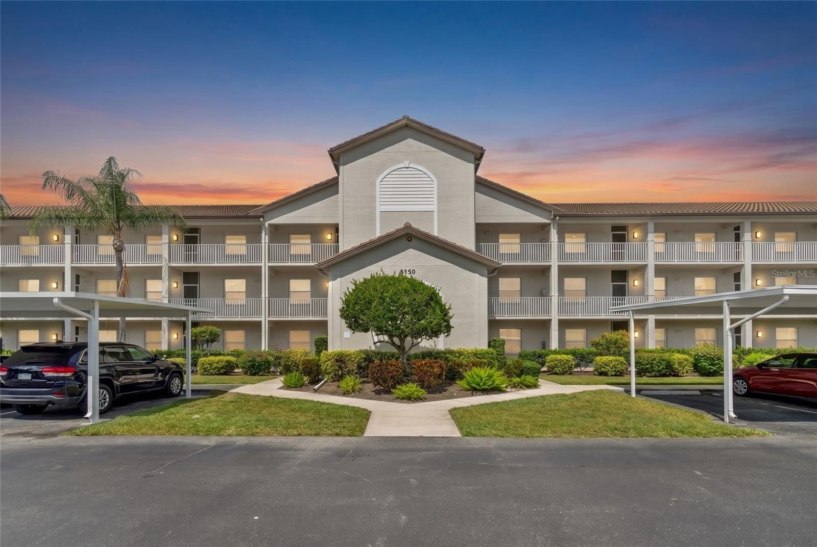 8750 OLDE HICKORY AVE #9308