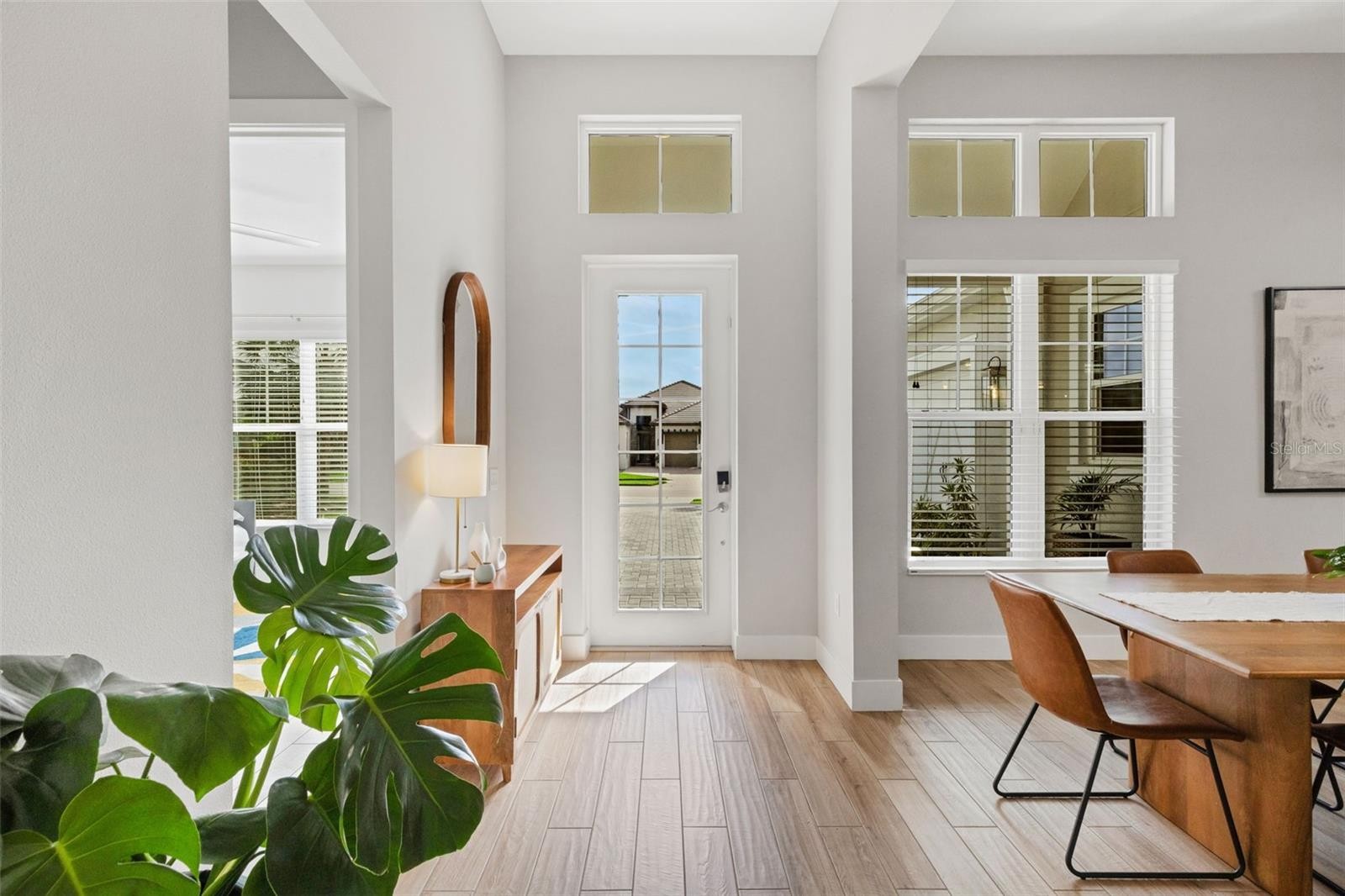 8145 GRANDE SHORES DR