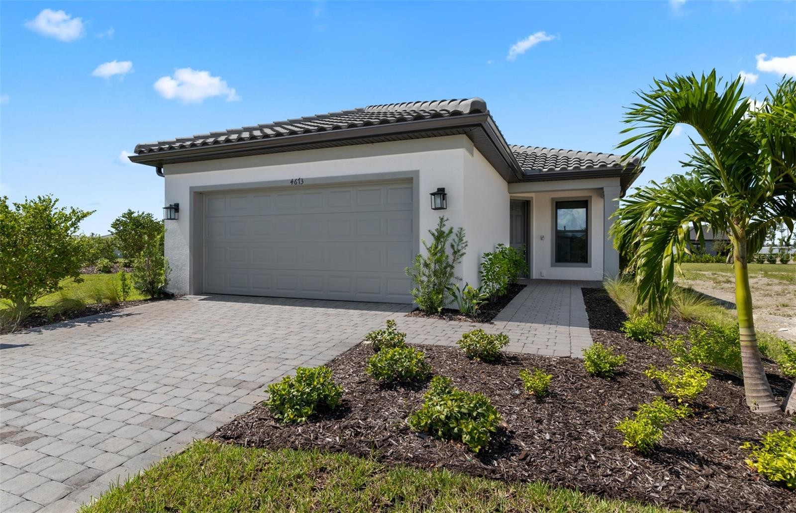 1758 BLUE STAR CT