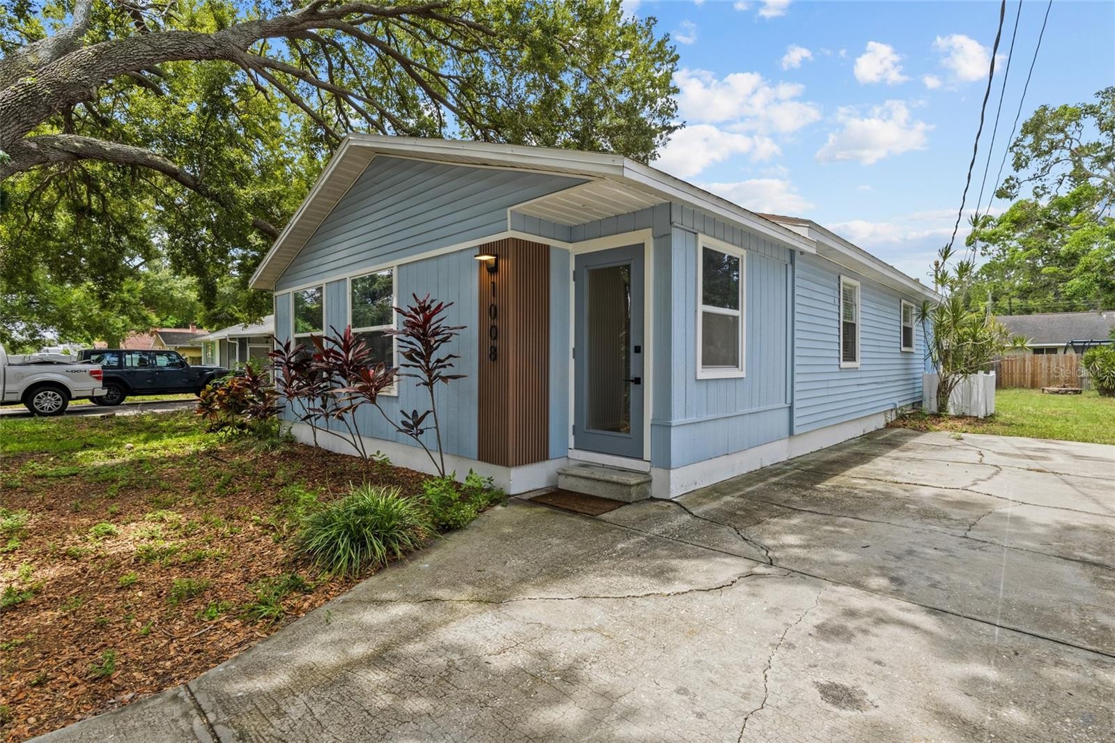 1008 37TH ST W