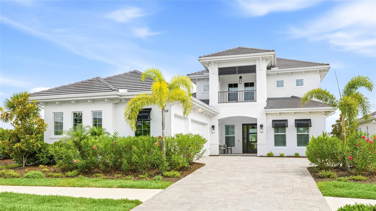 8324 SEA GLASS CT