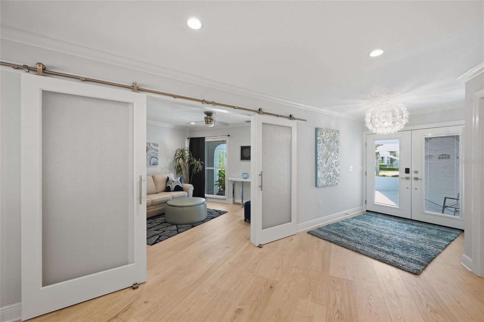 408 YACHT HARBOR DR
