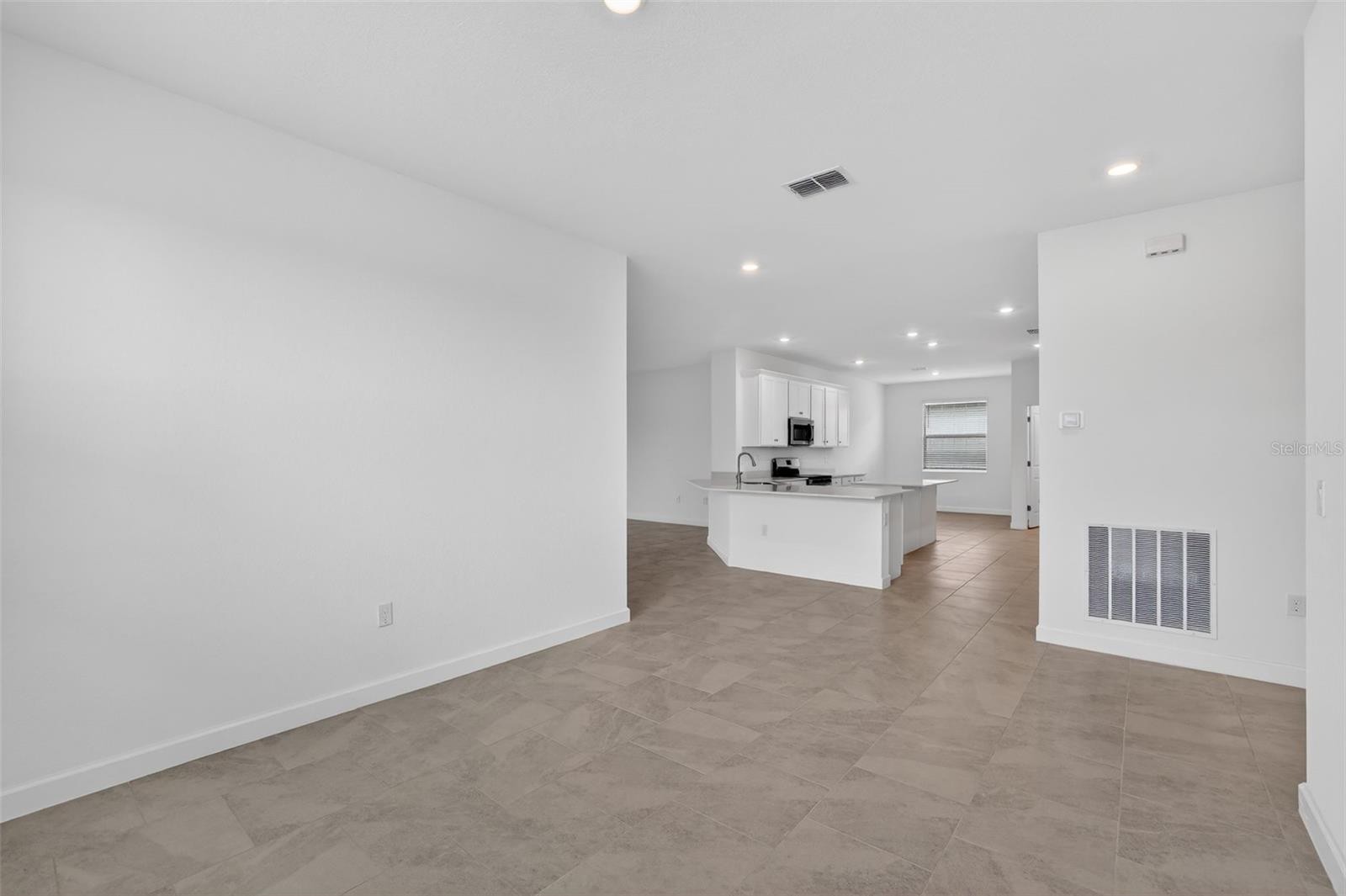 3205 PINEBERRY XING