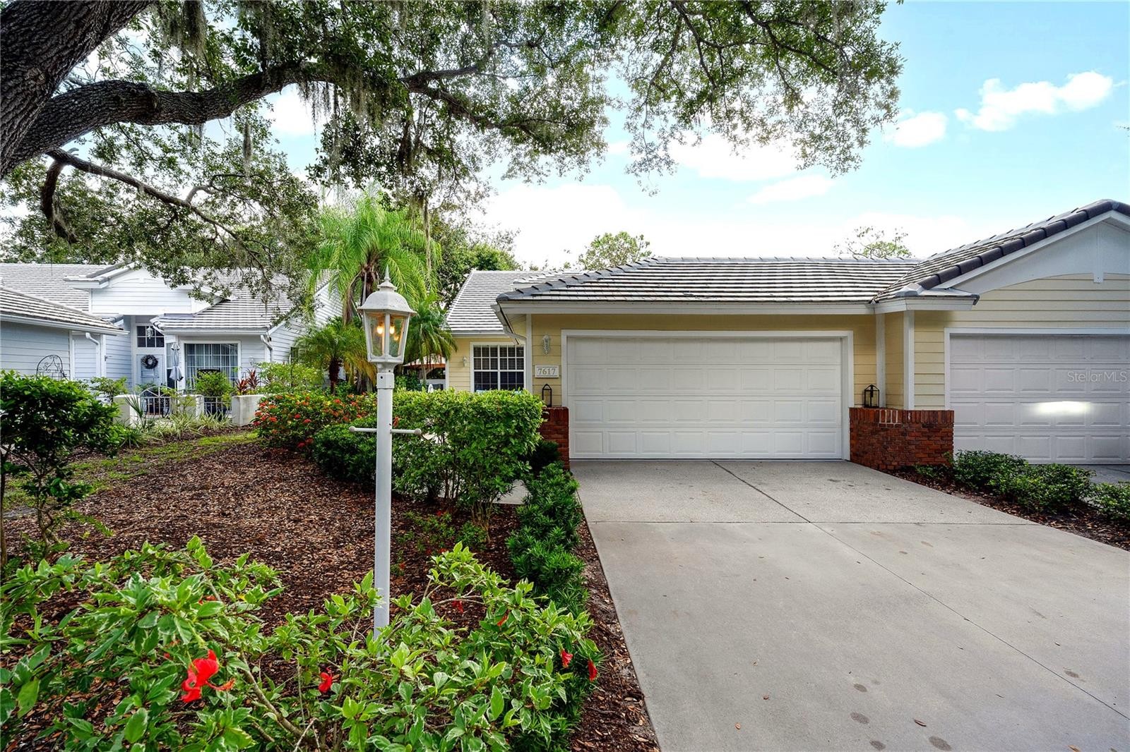 7617 WHITEBRIDGE GLN