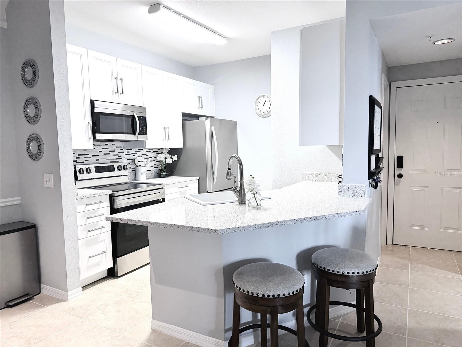 5110 NORTHRIDGE RD #205