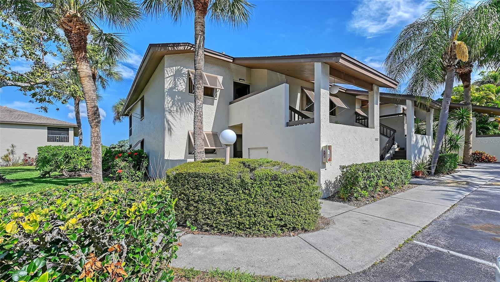 5207 WILLOW LINKS #34