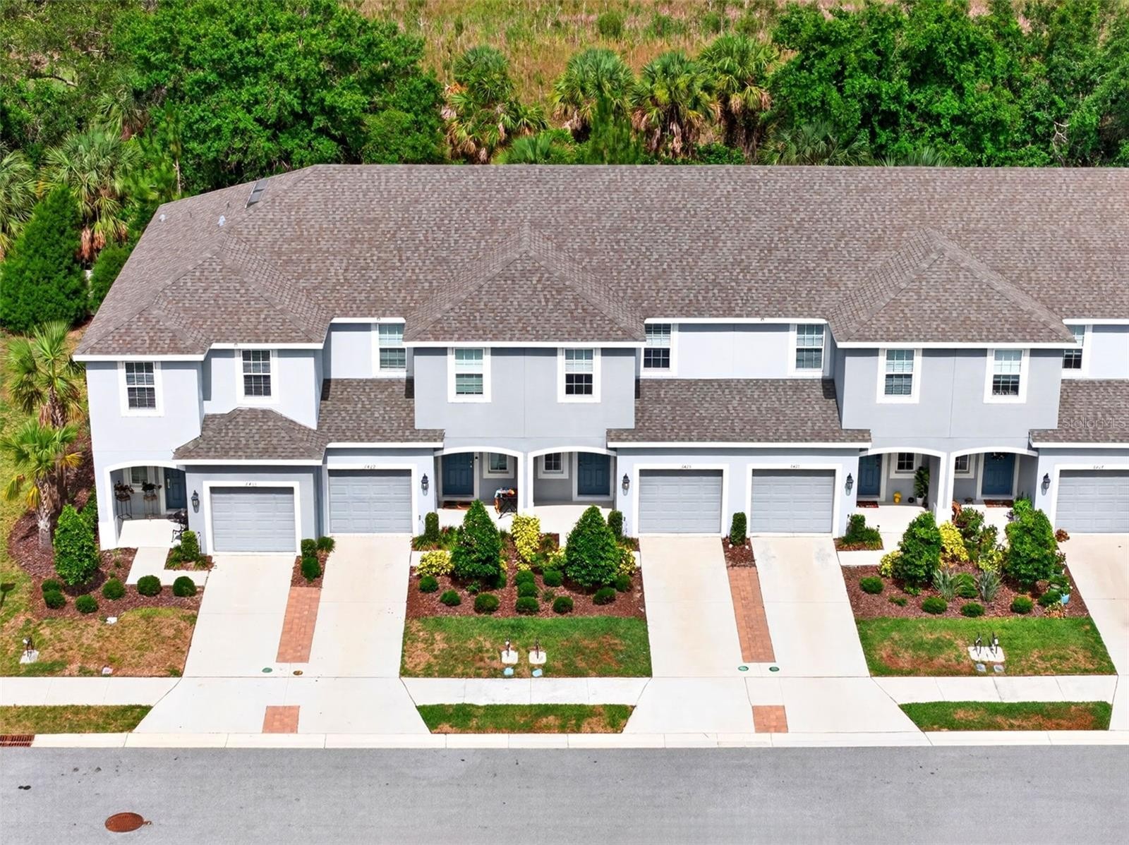 6425 FAIRMONT LN