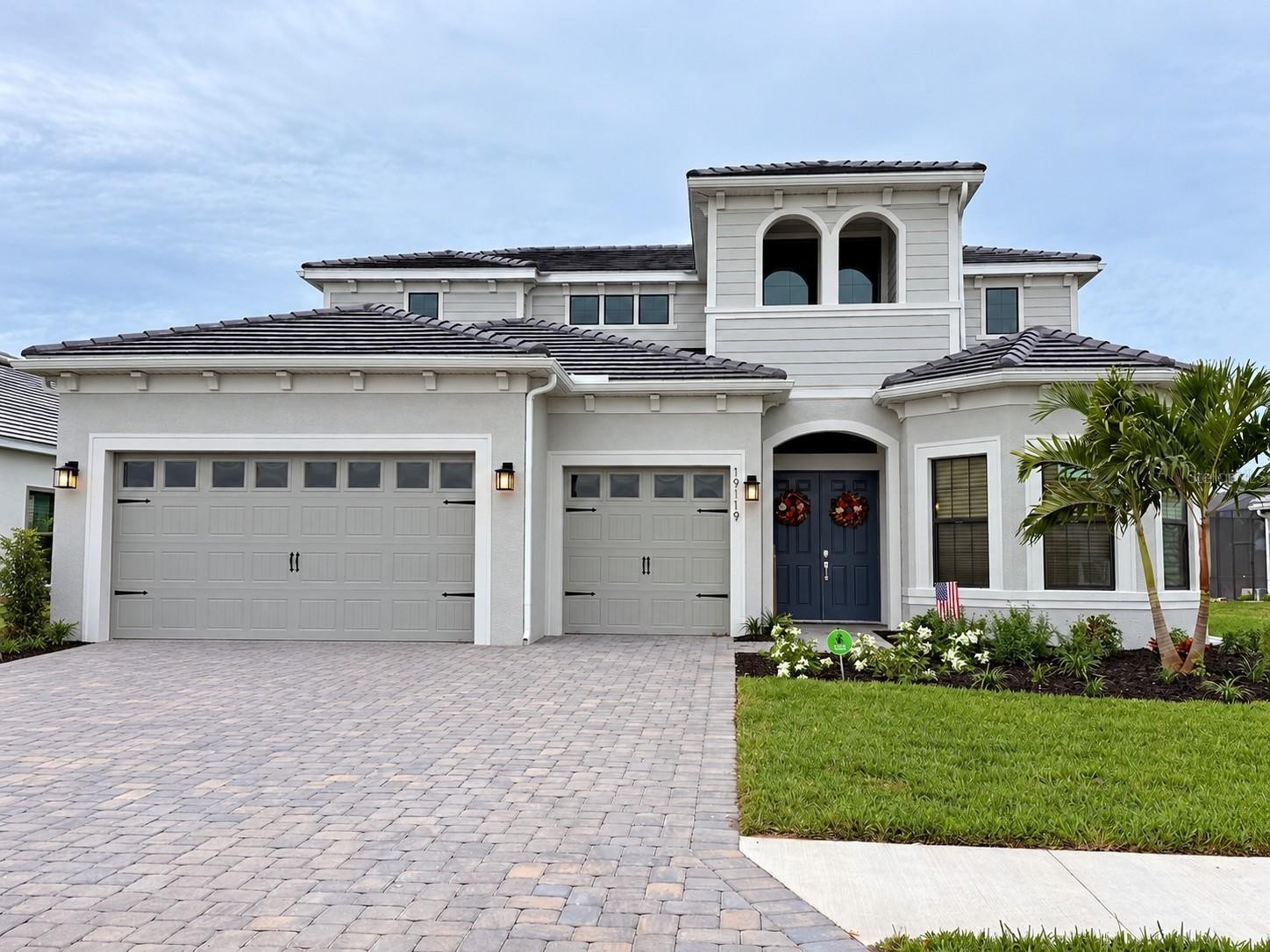 19119 FOX LANDING PL