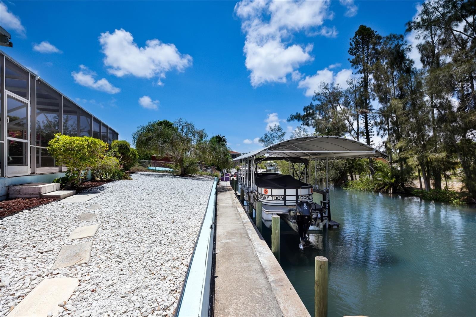 311 MAGELLAN DR