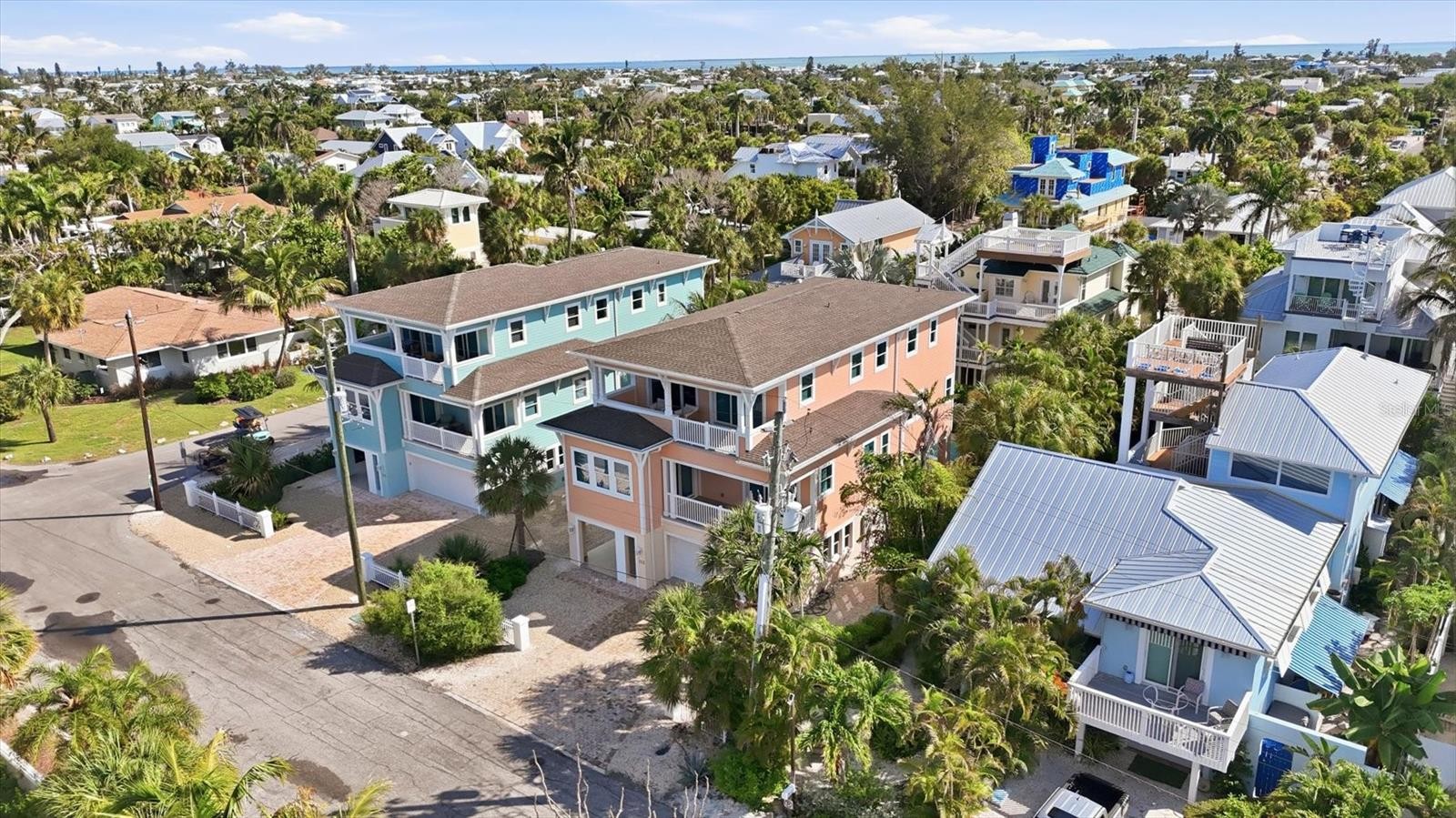 113 AQUA LN
