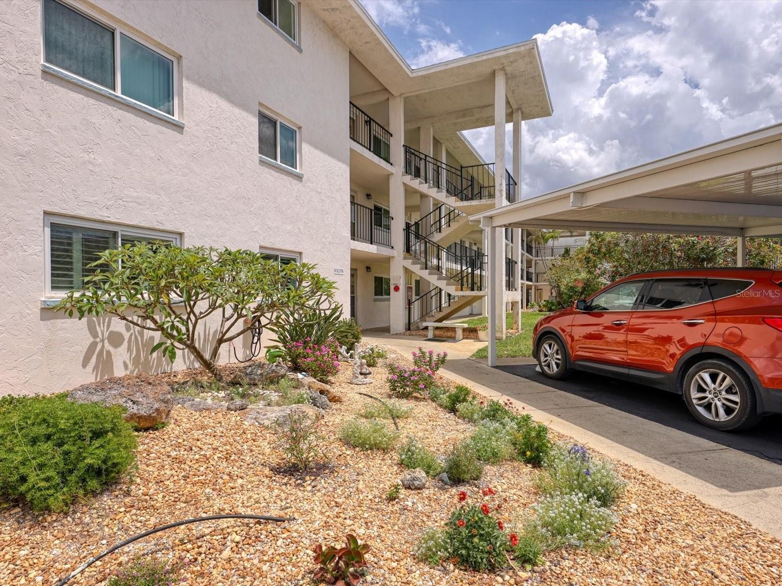 708 TAMIAMI TRL S #105