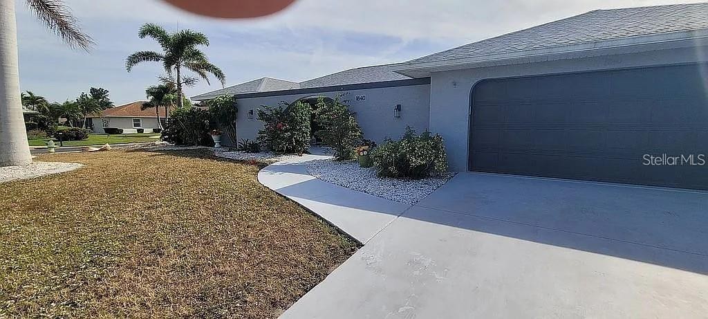 1840 FLAMETREE LN