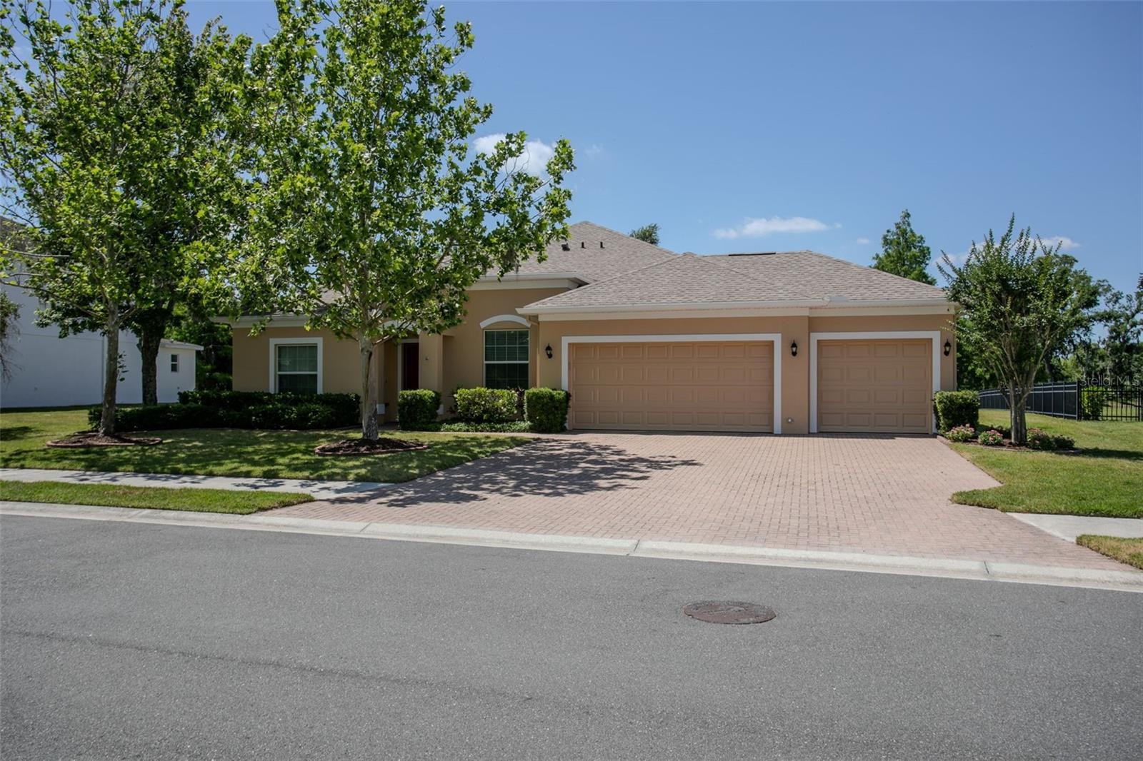 5407 74TH PL E