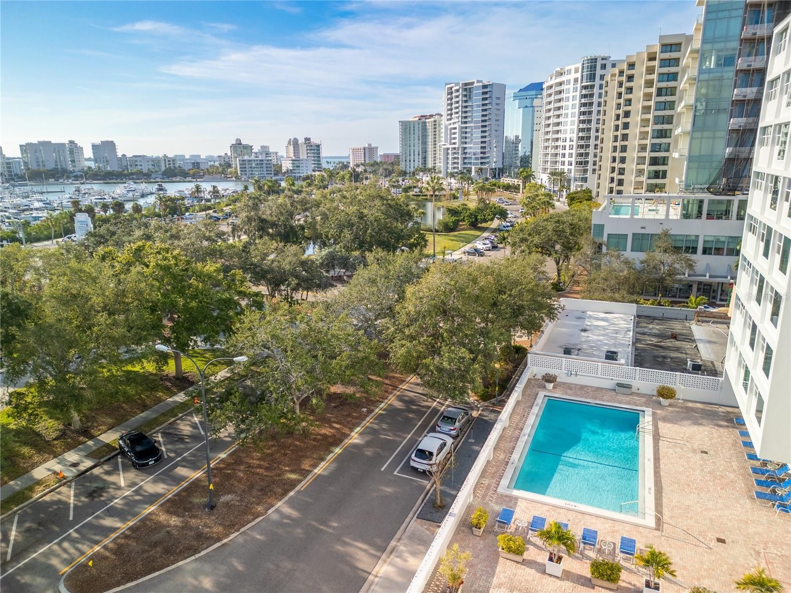 33 S GULFSTREAM AVE #401