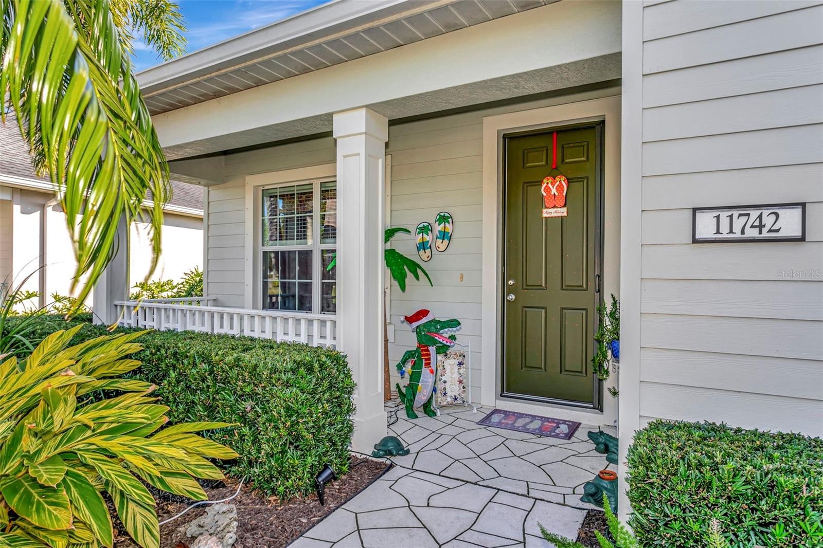 11742 FOREST PARK CIR