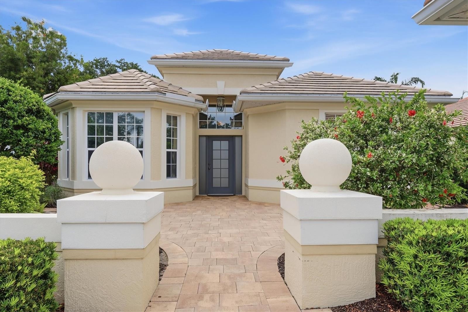 7235 KENSINGTON CT