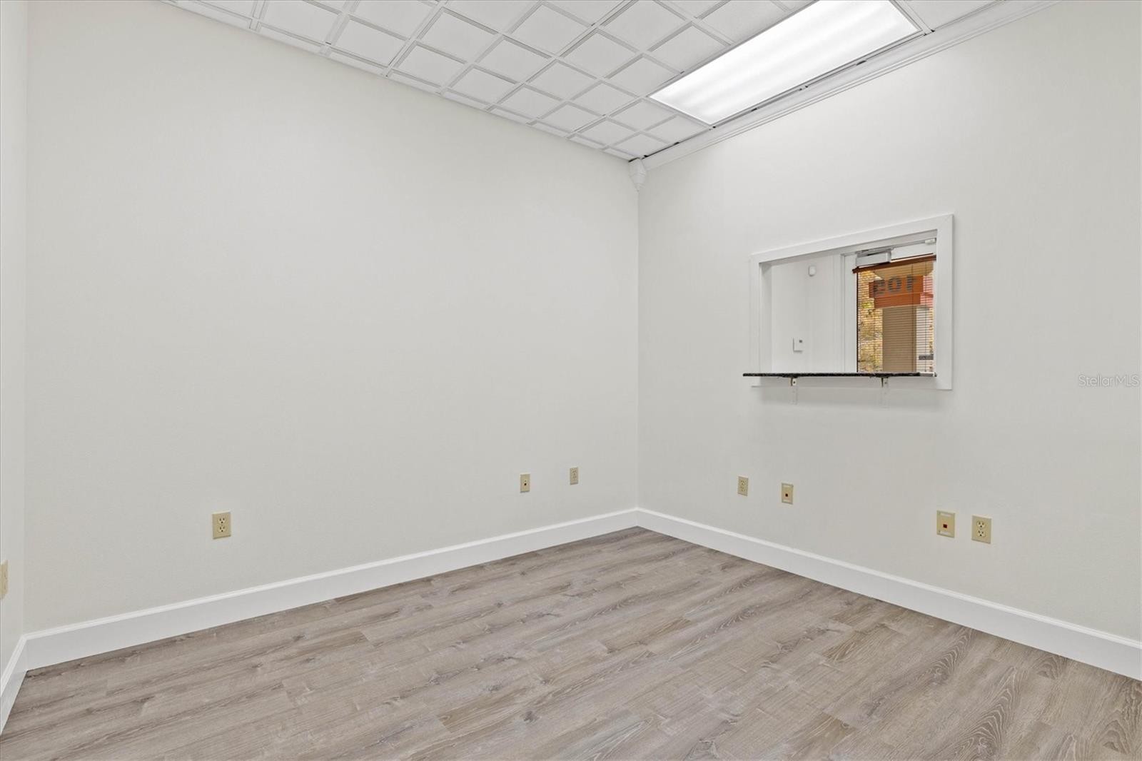 234 N RHODES AVE #105