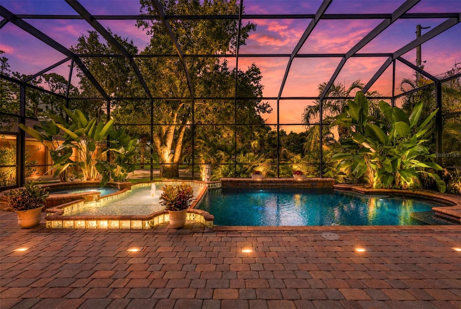 3257 WENONA DR