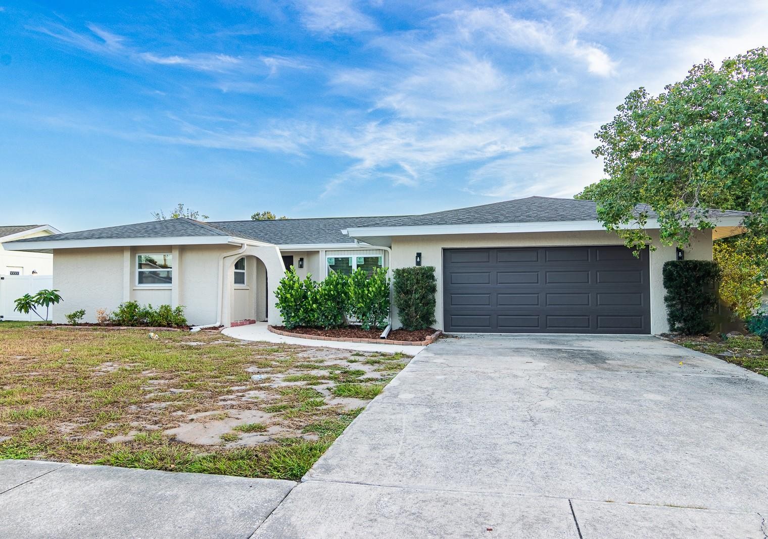 1115 SOUTHERN PINE LN