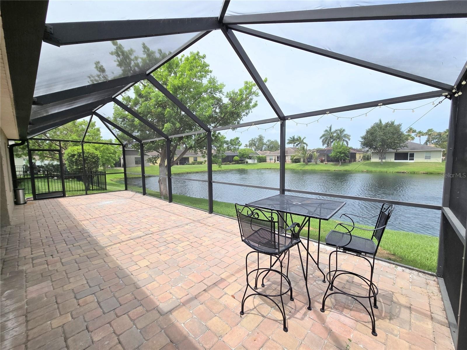 302 SAN LORENZO CT