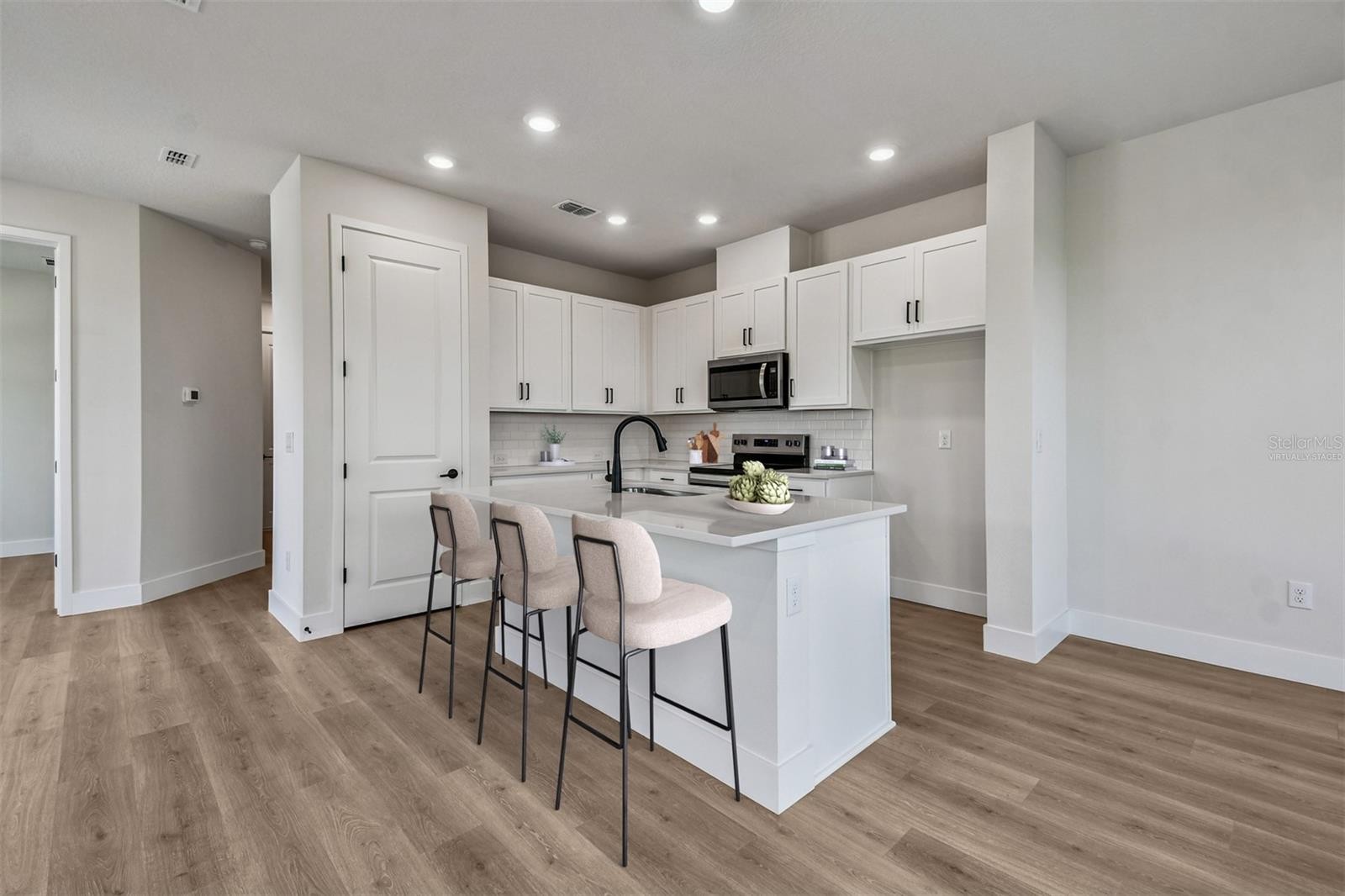 11718 FULL MOON LOOP