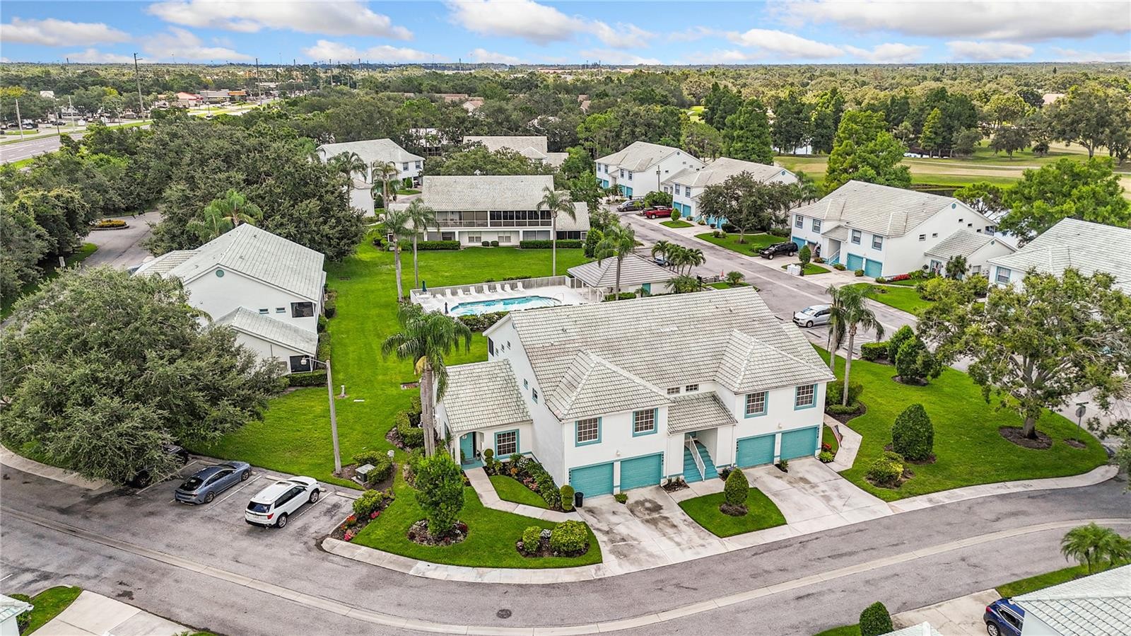 6582 FAIRWAY GARDENS DR #6582