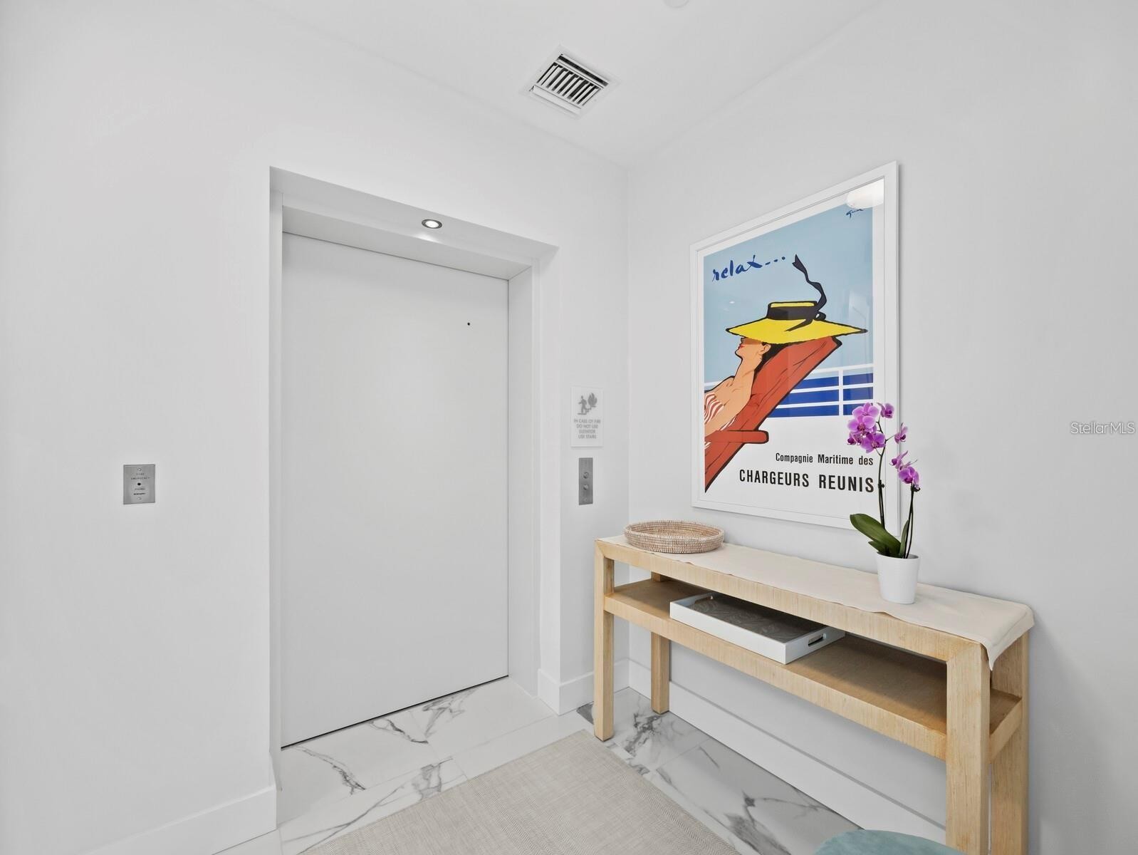 1155 N GULFSTREAM AVE #906