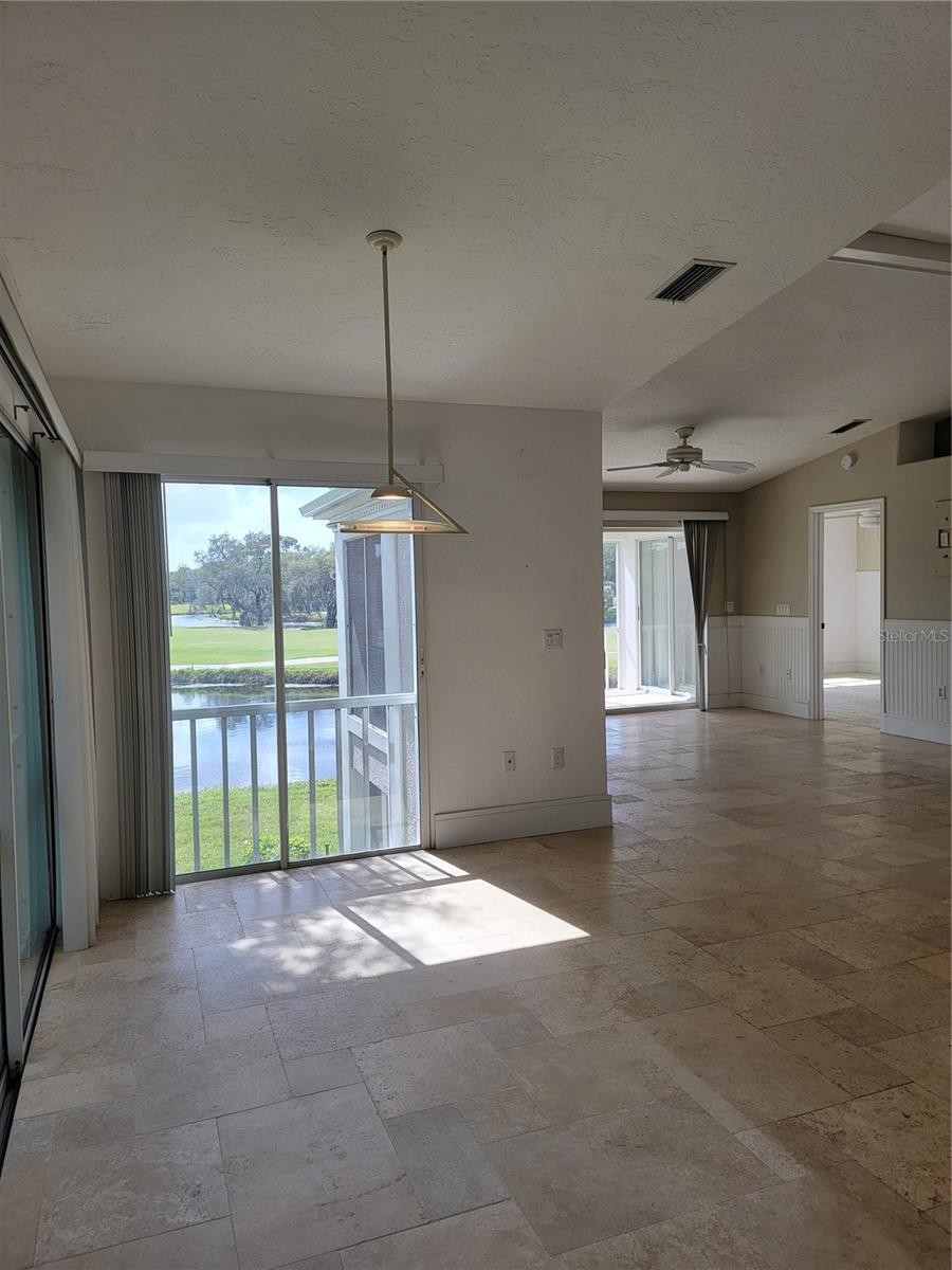 5654 SHEFFIELD GREENE CIR #28