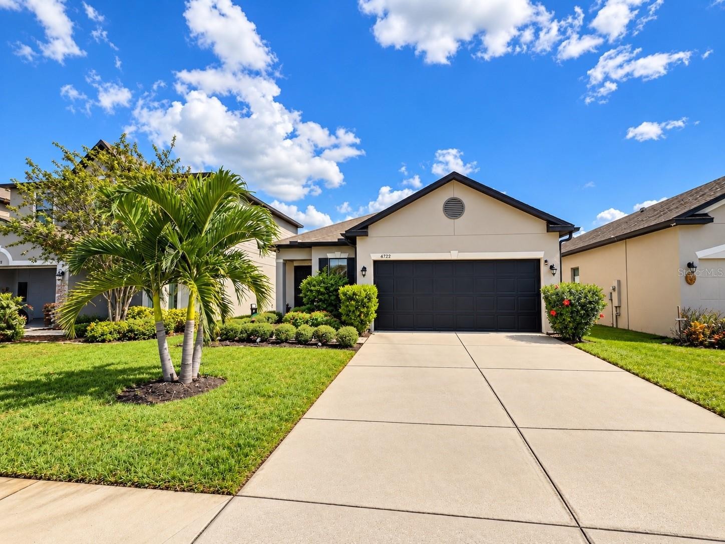 4722 LINDEVER LN