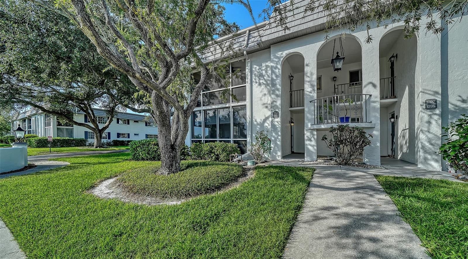 1701 SOUTHWOOD ST #1701