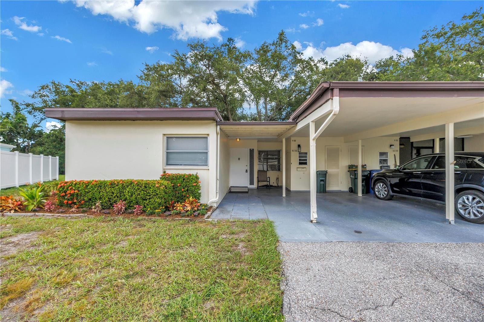 6232 GREEN VIEW CIR #66