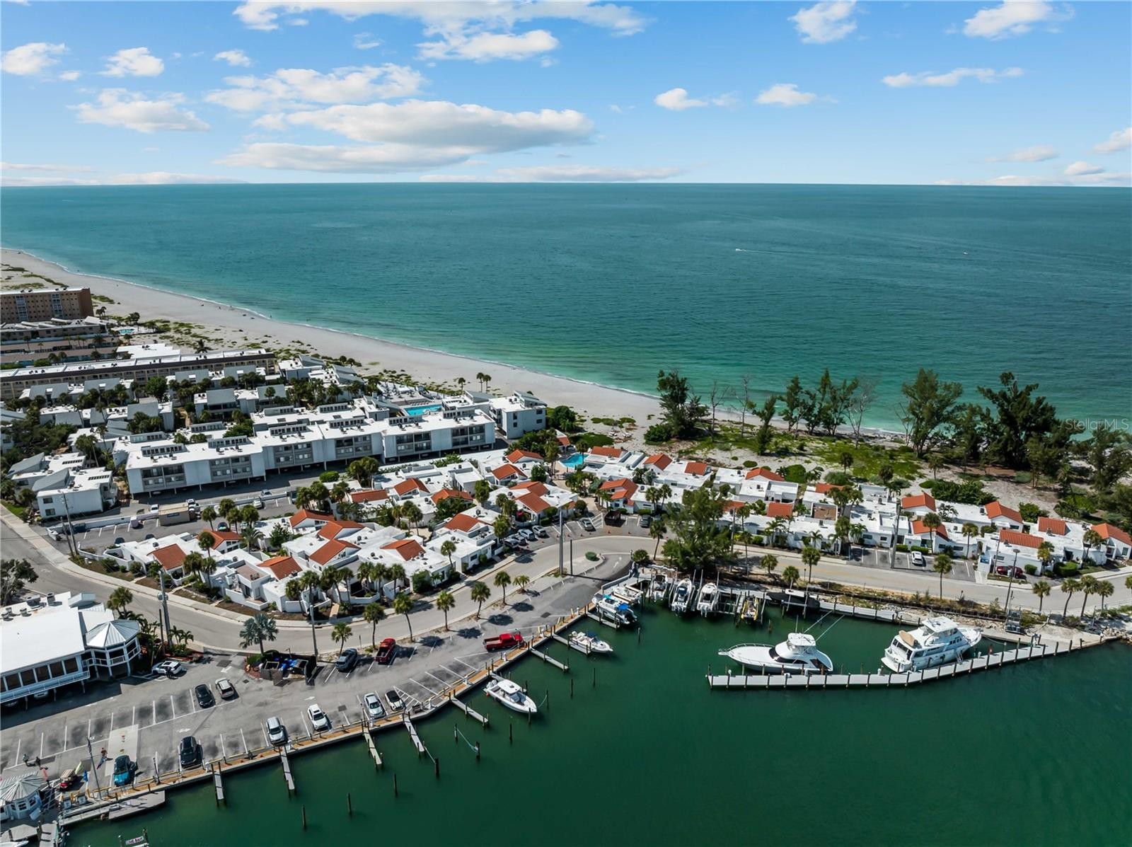 1585 TARPON CENTER DR #21