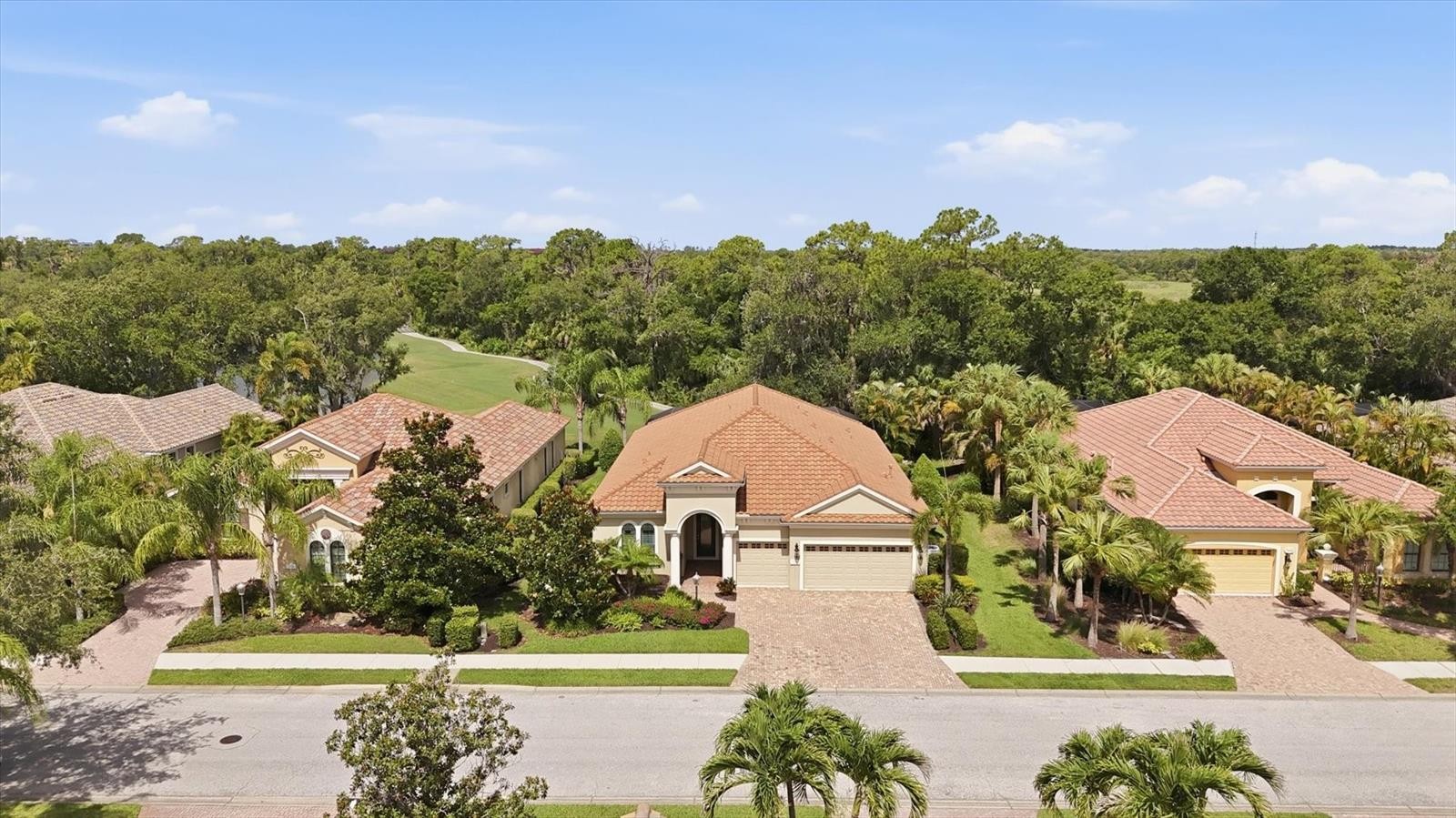 7622 SILVERWOOD CT