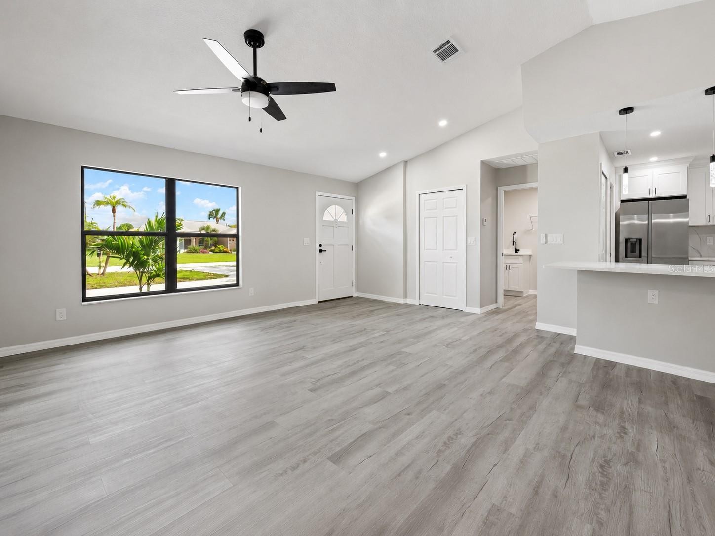 172 SHADY PINE LN