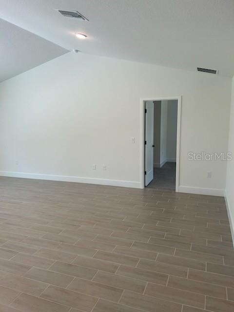 2968 TRAVERSE AVE