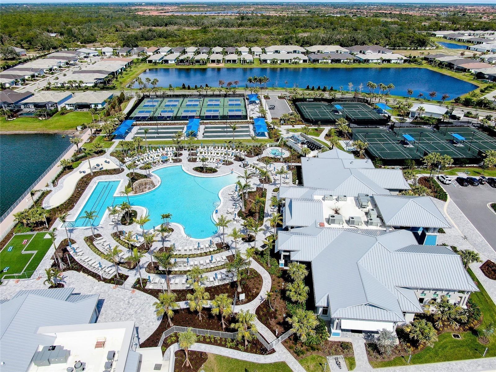 27136 CAPRI SHORES CIR