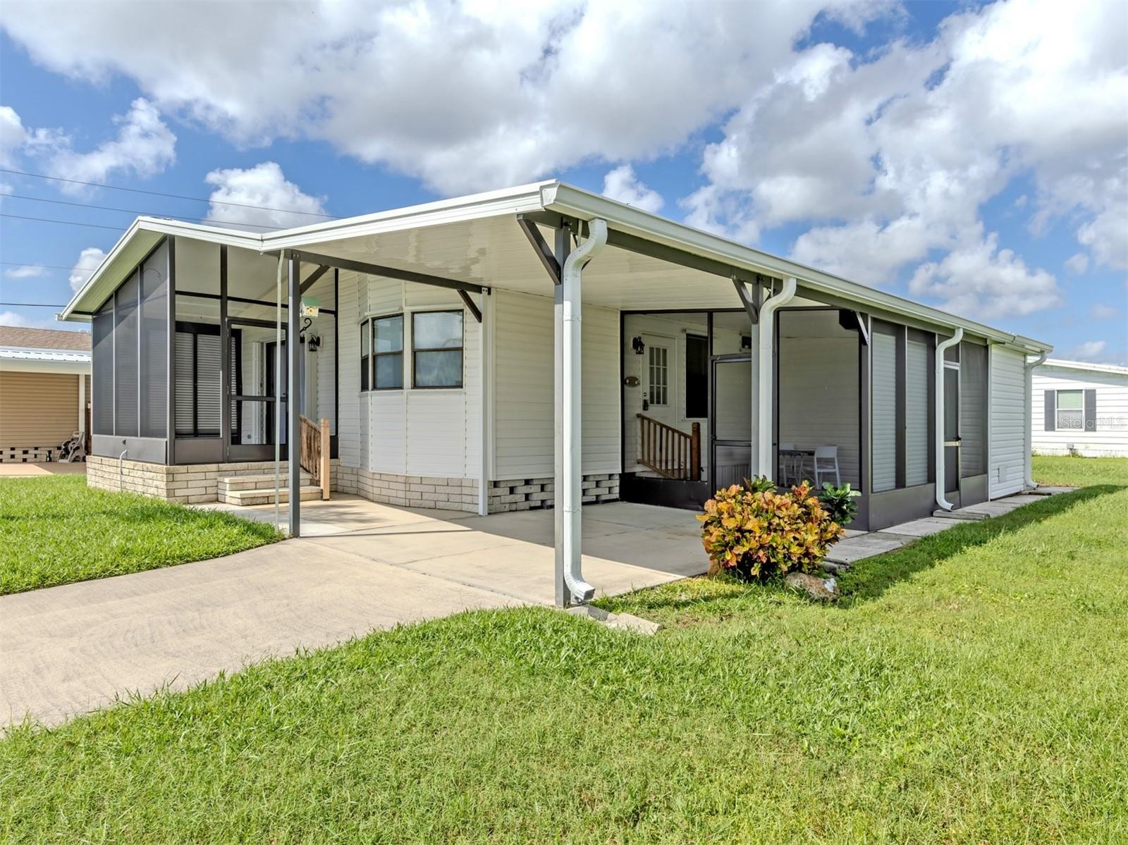 339 OUTRIGGER PL