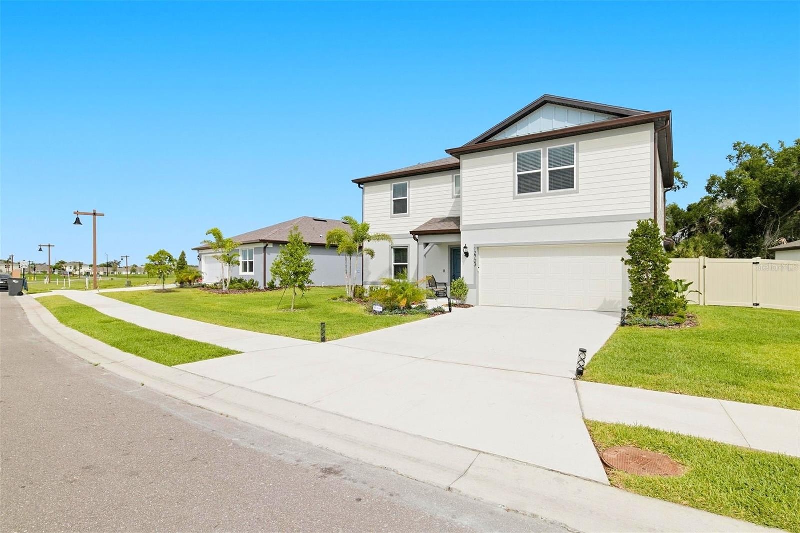 12703 BLUE REFLECTION AVE