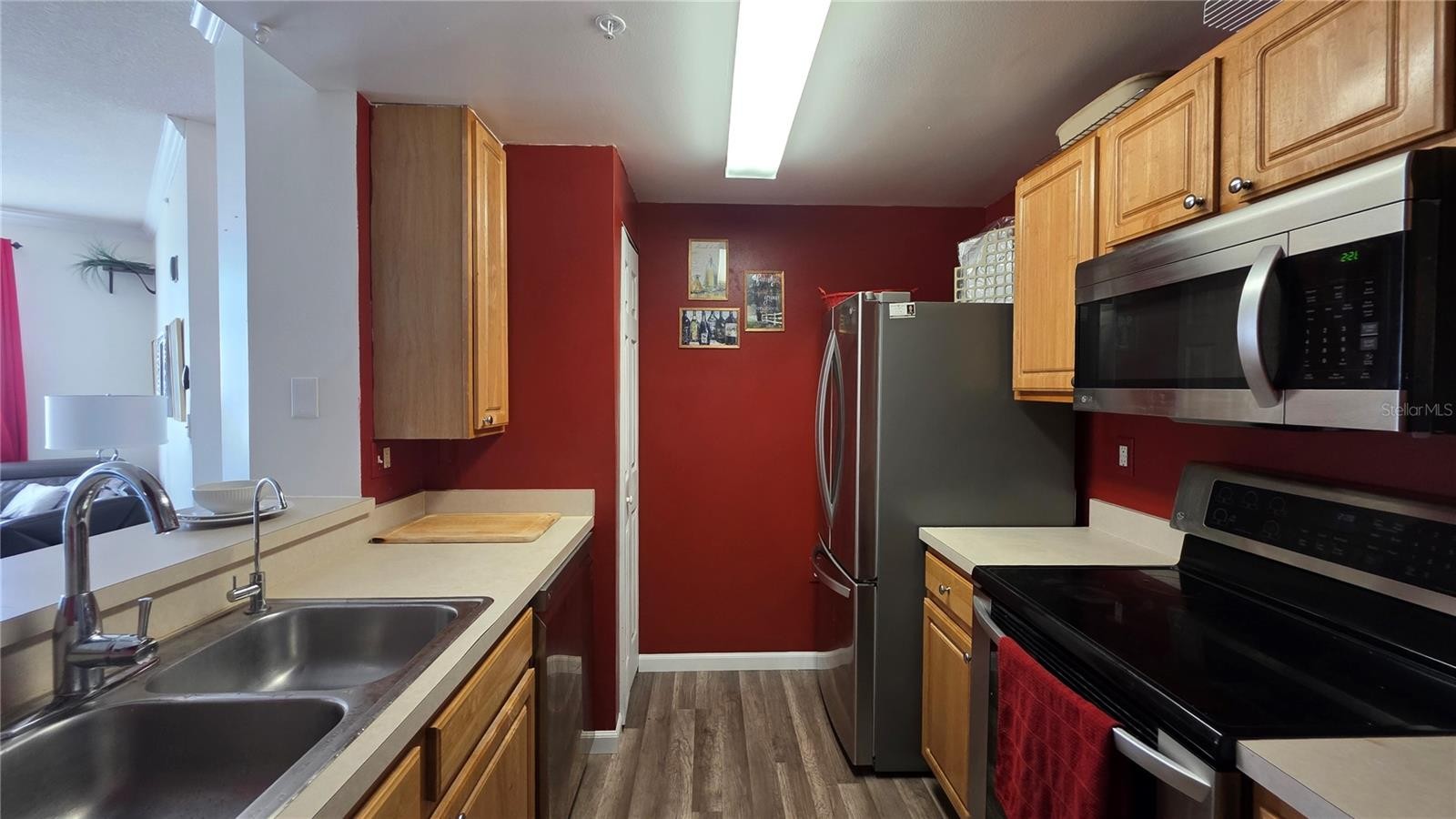 5655 BENTGRASS DR #303