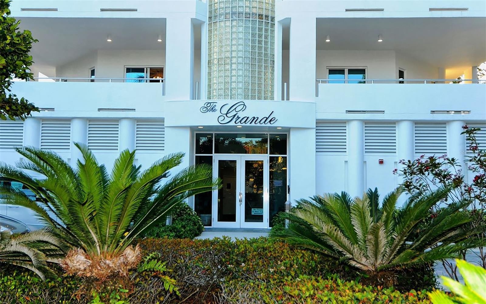 4561 GULF OF MEXICO DR #202