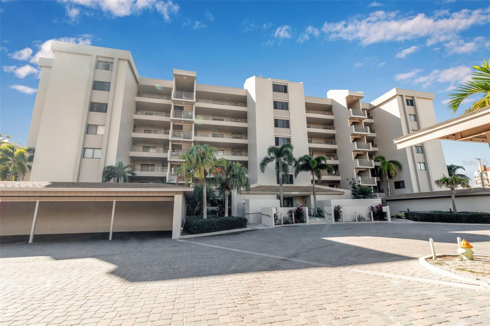 6342 MIDNIGHT PASS RD #423