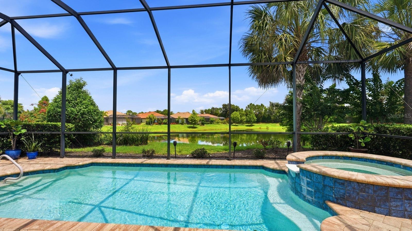 16525 HILLSIDE CIR