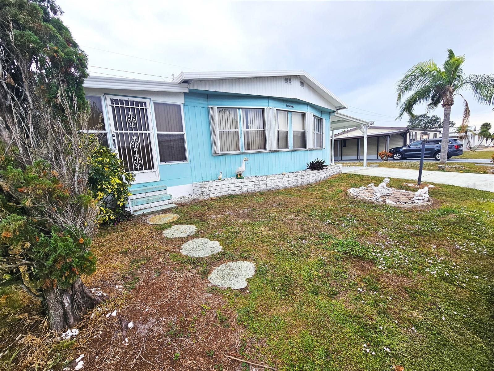 204 52ND AVENUE TER E