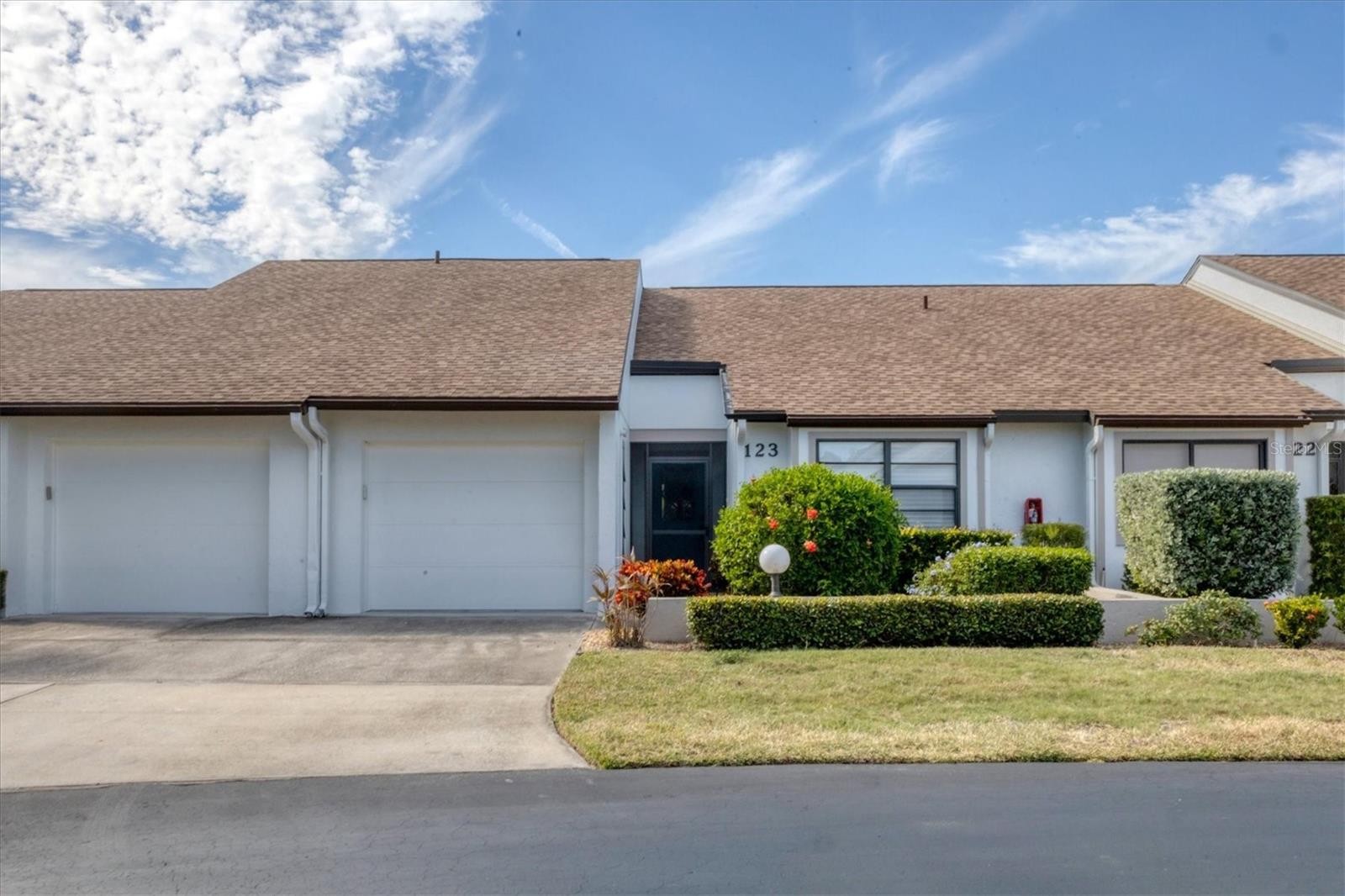 1211 CAPRI ISLES BLVD #123