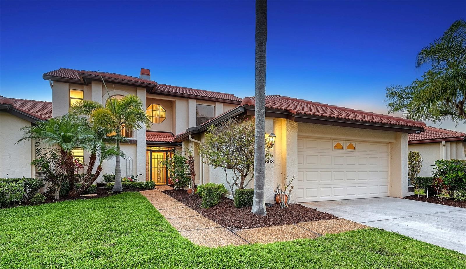 7363 OAK MOSS DR #33