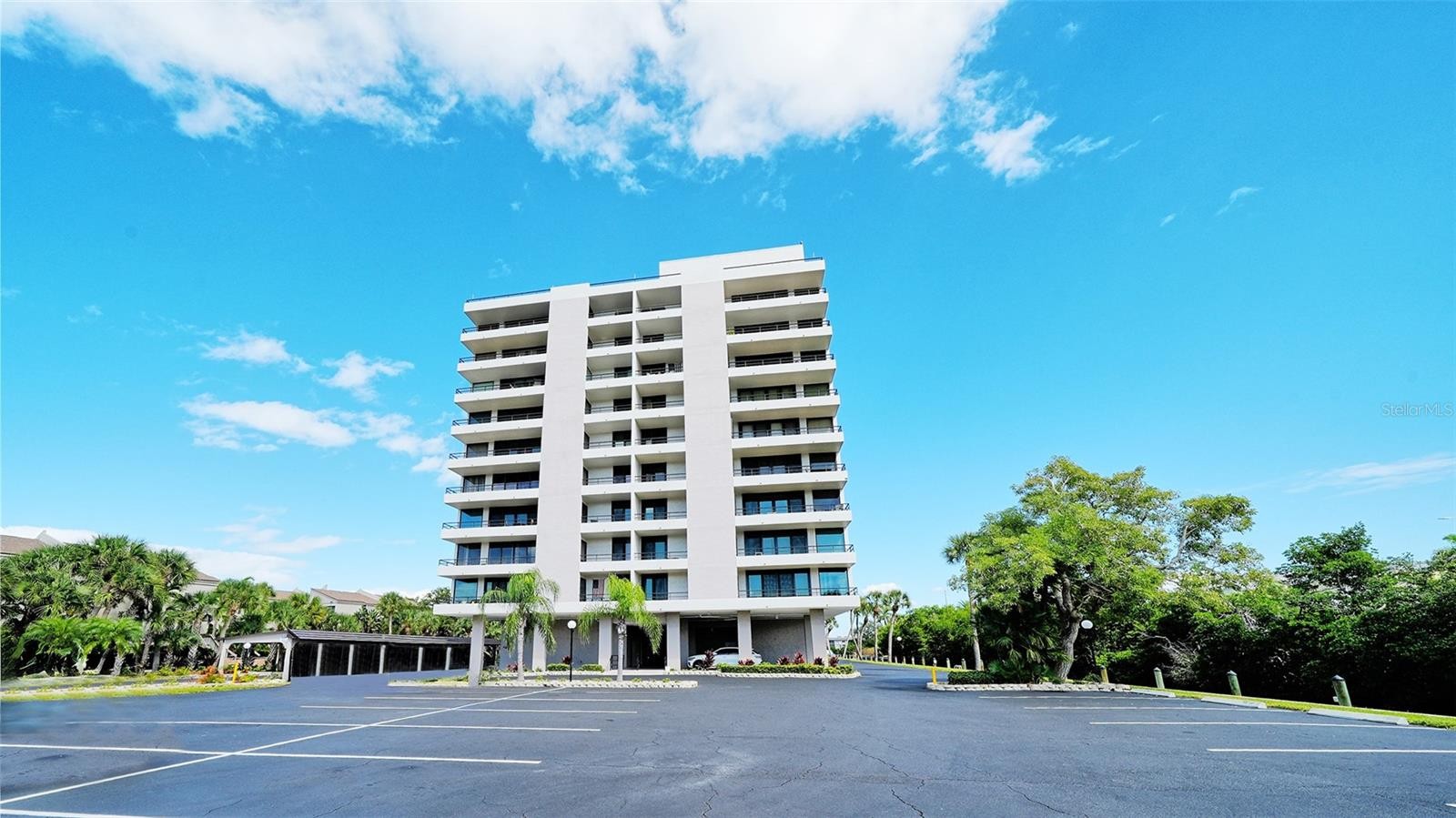 6415 MIDNIGHT PASS RD #505