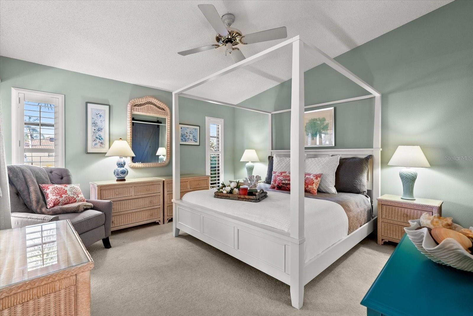 367 ENGLEWOOD ISLES PKWY #4