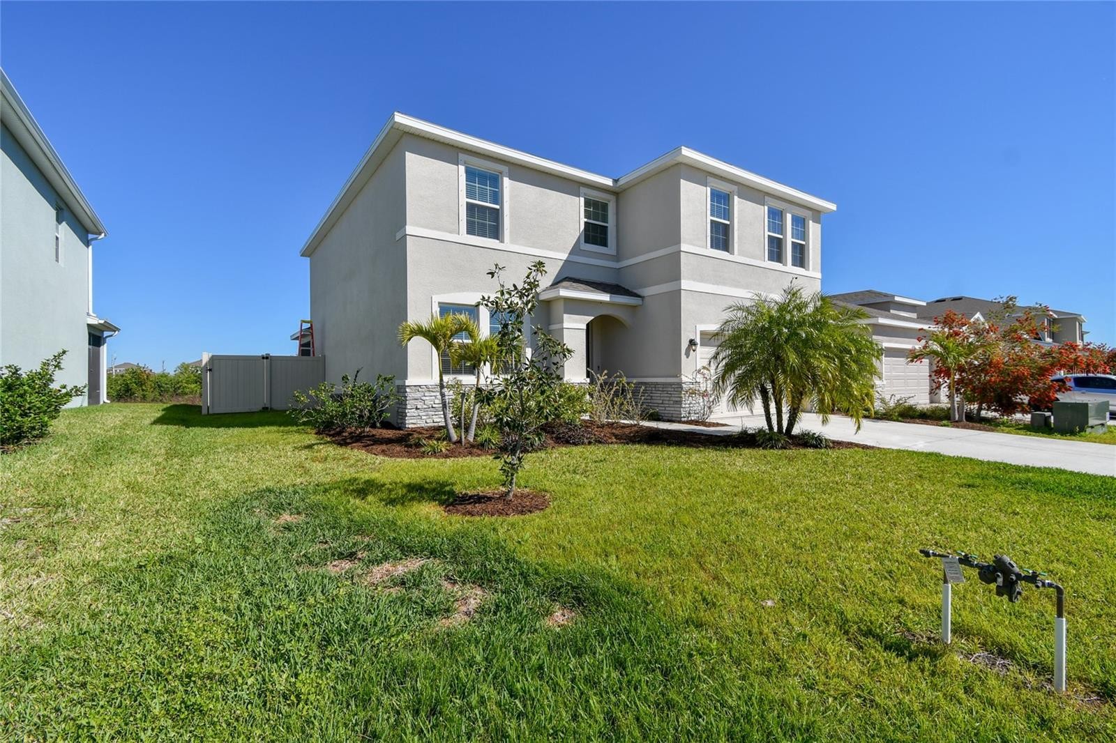 10741 CHARLOTTE DR
